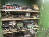 Stahlblechschrank mit Inhalt
